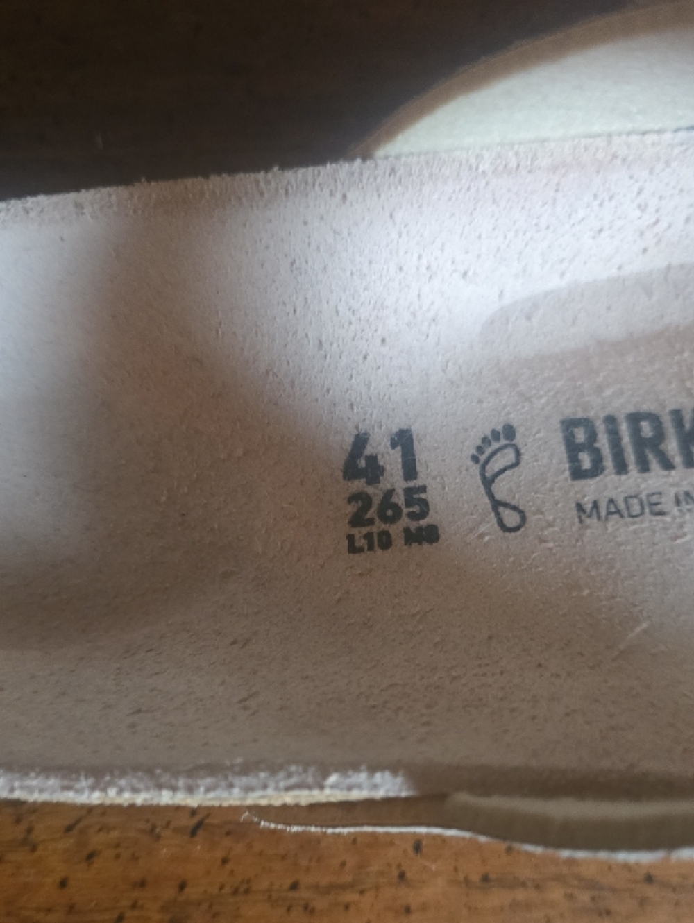 Birkenstock Gizeh Style Metallic Snake-Print Sandals - Rose Gold - Picture 5 of 5
